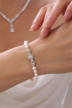 Gumusbox - DOĞAL İNCİ BİLEKLİK GB7101