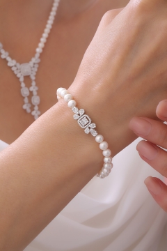 Gumusbox - DOĞAL İNCİ BİLEKLİK GB7104