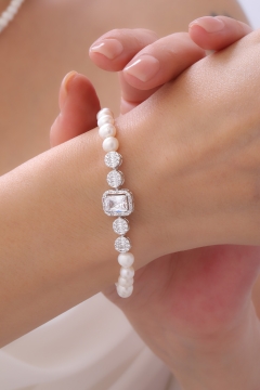  - DOĞAL İNCİ BİLEKLİK GB7113