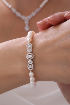  - DOĞAL İNCİ BİLEKLİK GB7115