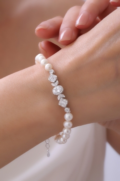  - DOĞAL İNCİ BİLEKLİK GB7120