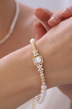  - DOĞAL İNCİ BİLEKLİK GB7128