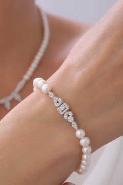  - DOĞAL İNCİ BİLEKLİK GB7136