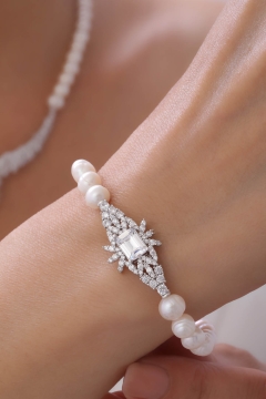  - DOĞAL İNCİ BİLEKLİK GB7137