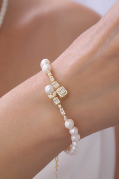  - DOĞAL İNCİ BİLEKLİK GB7150