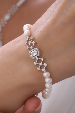  - DOĞAL İNCİ BİLEKLİK GB7169