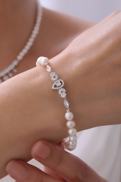  - DOĞAL İNCİ BİLEKLİK GB7184