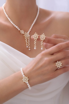  - DOĞAL İNCİ KOLYE GB7242