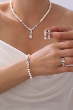 Gumusbox - DOĞAL İNCİ SET GB7001