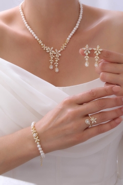 Gumusbox - DOĞAL İNCİ SET GB7045