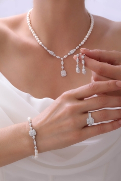 Gumusbox - DOĞAL İNCİ SET GB7056