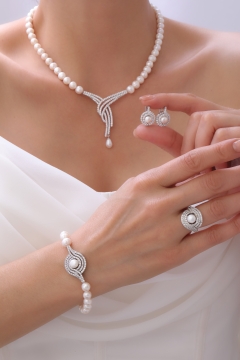 Gumusbox - DOĞAL İNCİ SET GB7077