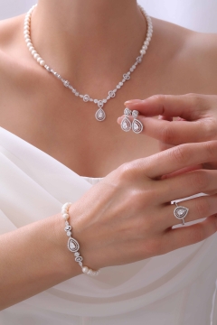 Gumusbox - DOĞAL İNCİ SET GB7086