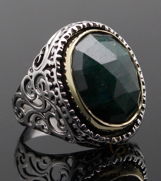 Gumusbox - İşlemeli Kök Zümrüt Taşlı Gümüş Yüzük