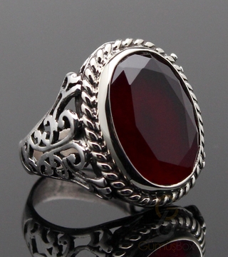 Gumusbox - Kök Yakut Taşlı Oval Tasarım Gümüş Yüzük