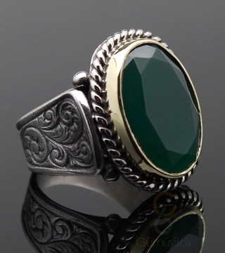 Gumusbox - Kök Zümrüt Taşlı Oksitli Yüzük