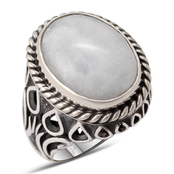 Gumusbox - Özel Tasarım Damla Modeli Ay Taşlı Gümüş Yüzük