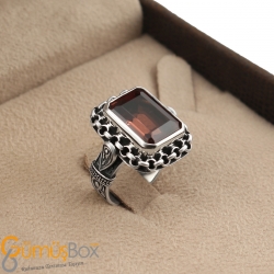 Gumusbox - ÖZEL TASARIM RENK DEĞİŞTİREN ZULTANİT TAŞLI BAYAN GÜMÜŞ YÜZÜK