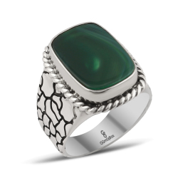 Gumusbox - ÖZEL TASARIM YEŞİL AKİK TAŞLI GÜMÜŞ YÜZÜK