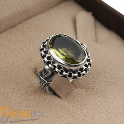 Gumusbox - RENK DEĞİŞTİREN ZULTANİT TAŞLI GÜMÜŞ BAYAN YÜZÜK