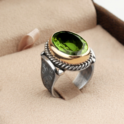 Gumusbox - RENK DEĞİŞTİREN ZULTANİT TAŞLI GÜMÜŞ ERKEK YÜZÜK